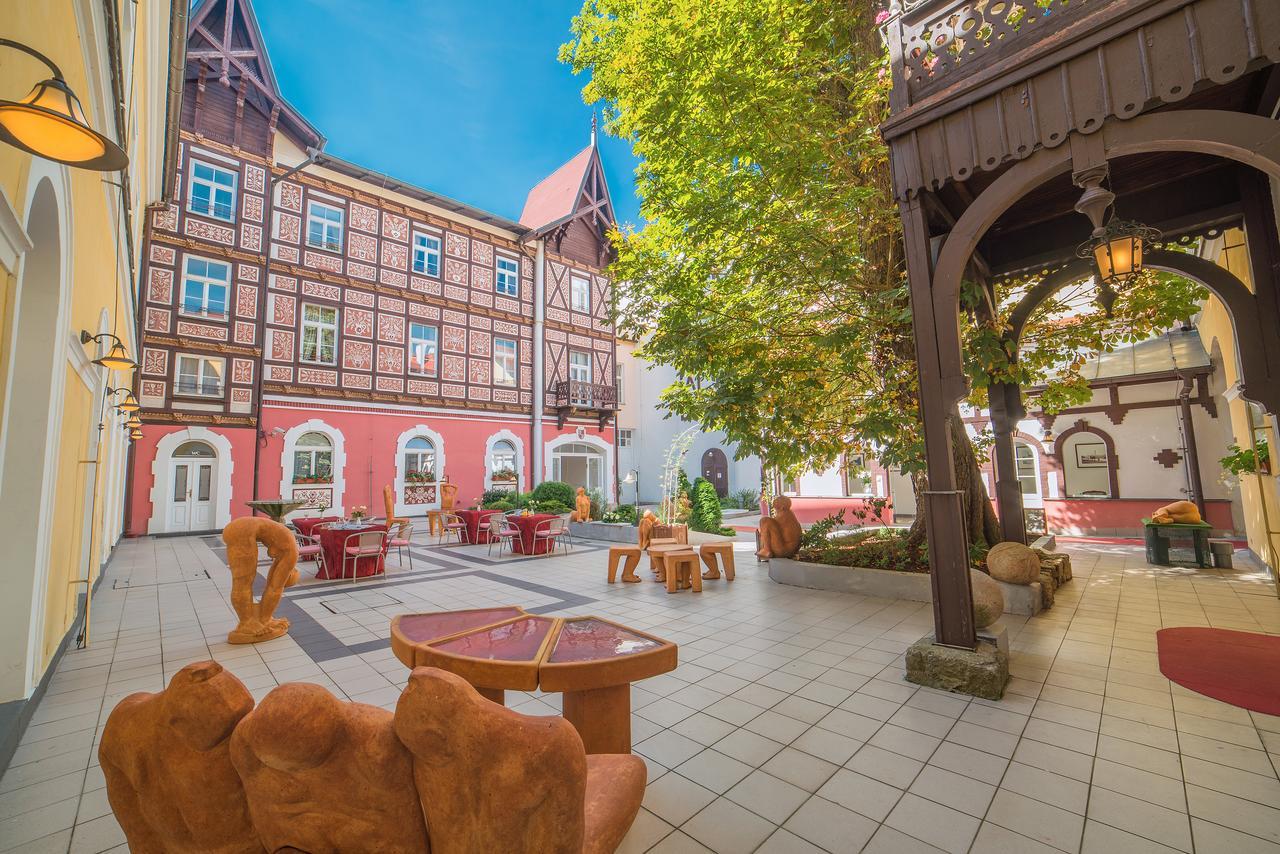 Hotel Three Lilies Inkl Aquaforum Frantiskovy Lazne Exterior foto